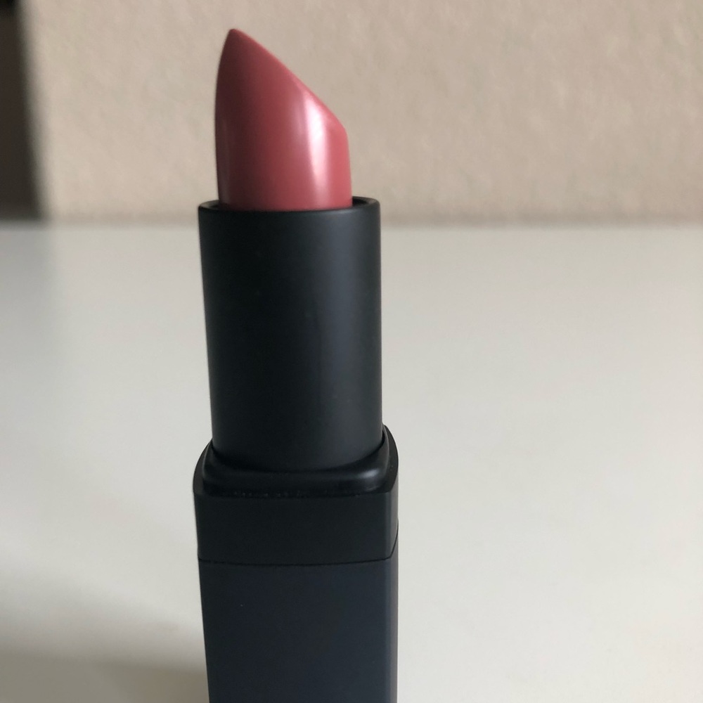 NARS lipstick in color Dolce Vita
